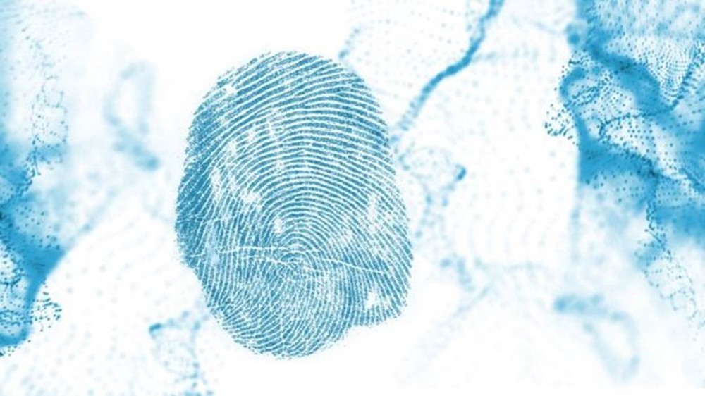 Cientistas criam técnica para detectar uso de drogas ou manuseio de camisinha por impressão digital
